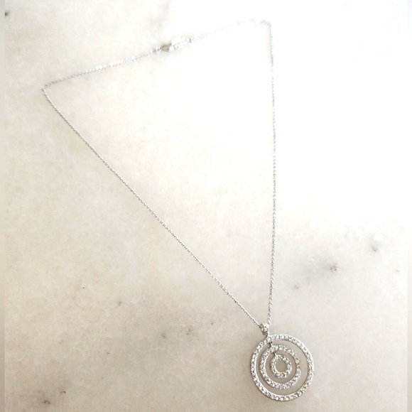 Nadri Triple Circle Silver Crystal Silver Necklace NWOT - Picture 5 of 5